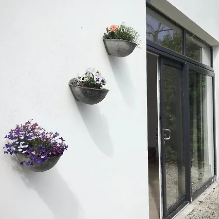 The Birdhouse With Hot Tub * Gortahork