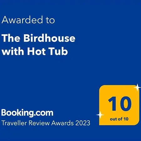 The Birdhouse With Hot Tub