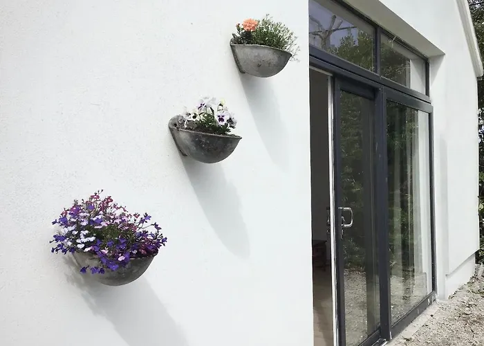 The Birdhouse With Hot Tub * Gortahork