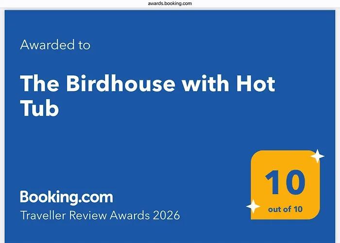 The Birdhouse With Hot Tub *